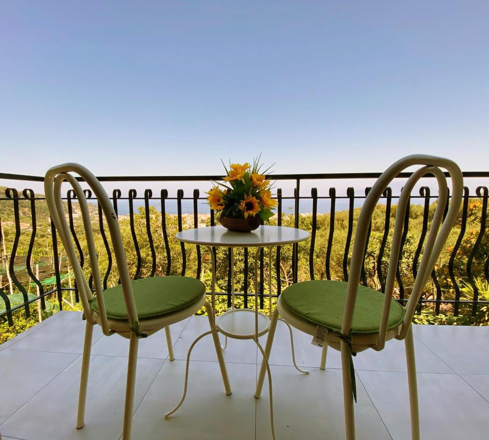 Achille Home B&B Sorrento Dış mekan fotoğraf